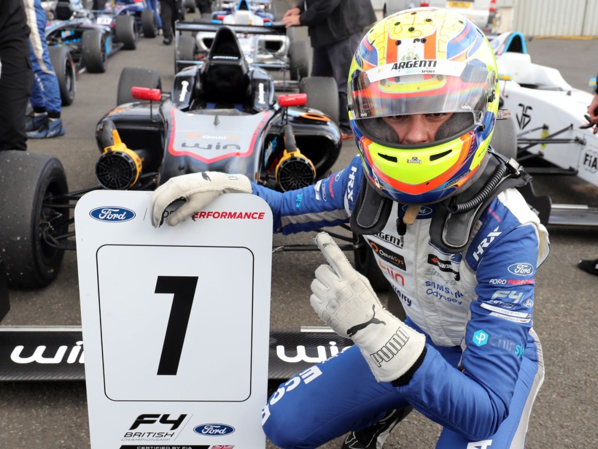 F4 Británica: Matías Zagazeta logró su segunda victoria en campeonato inglés