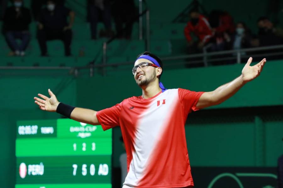 Copa Davis: Gigante Nicolás